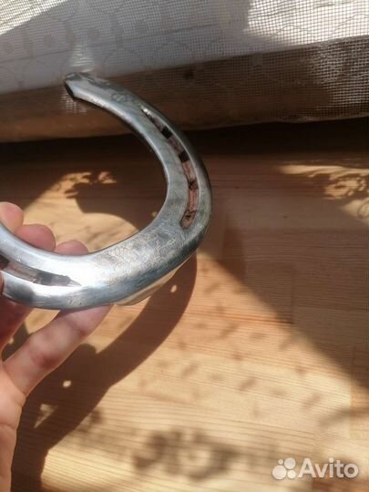 Подкова на удачу, с вашей гравировкой на ней