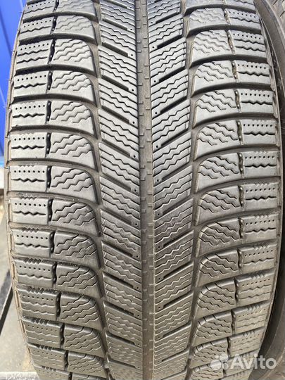Michelin Latitude X-Ice North 3 235/55 R17 99H