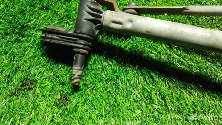 Трапеция стеклоочистителей Opel Astra H