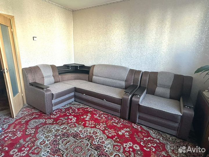 Диван угловой