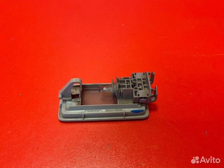 Плафон солнцезащитного козырька Toyota Corolla