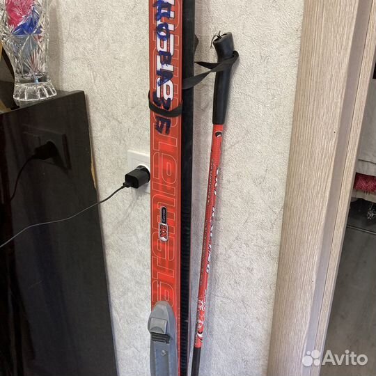 Беговые лыжи