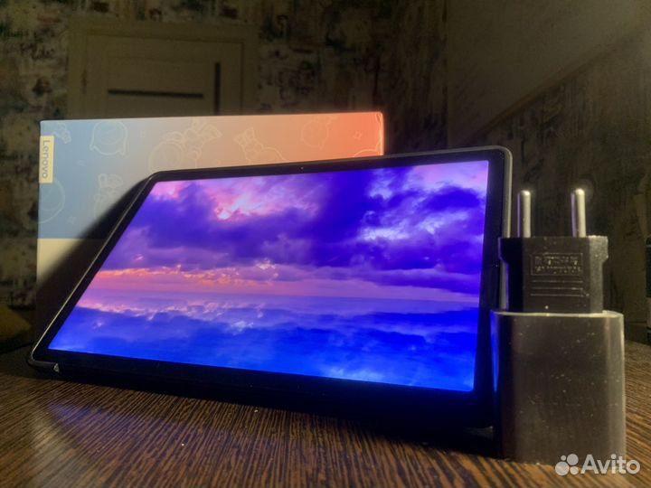 Планшет Lenovo tab m10 plus