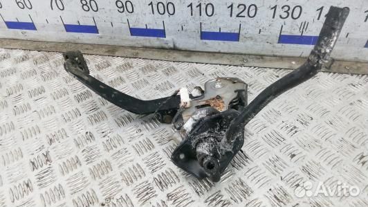 Педаль сцепления hyundai IX35 1 (5BR15O301)