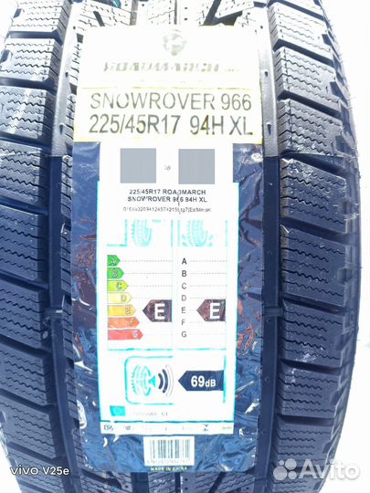Roadmarch Snowrover 966 2.25/4.5 R17