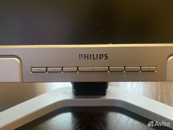 Монитор Philips 17 дюймов