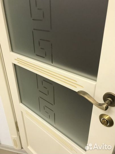 Дверь межкомнатная массив бука Волховец