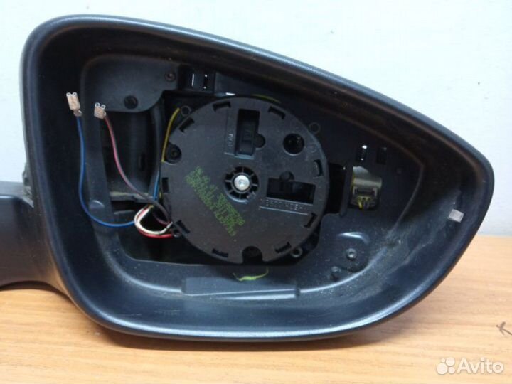 Зеркало правое Volkswagen Passat Cc 2008-2017