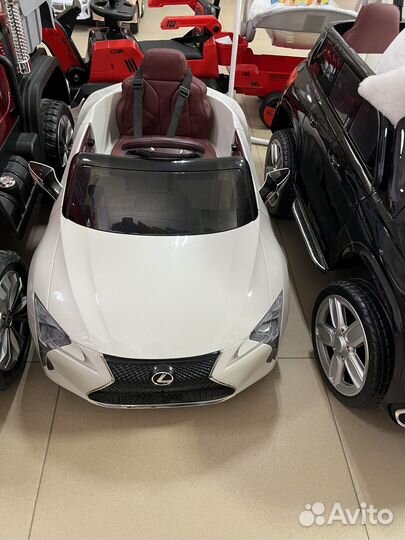 Детский электромобиль