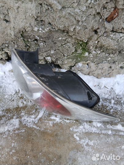 Задний левый наружный фонарь Mazda 6