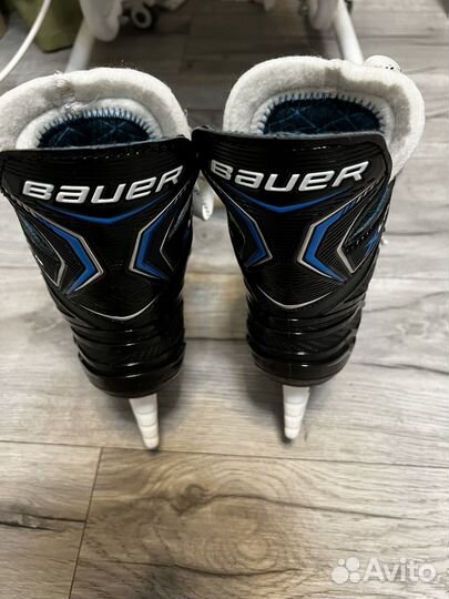 Коньки хоккейные детские