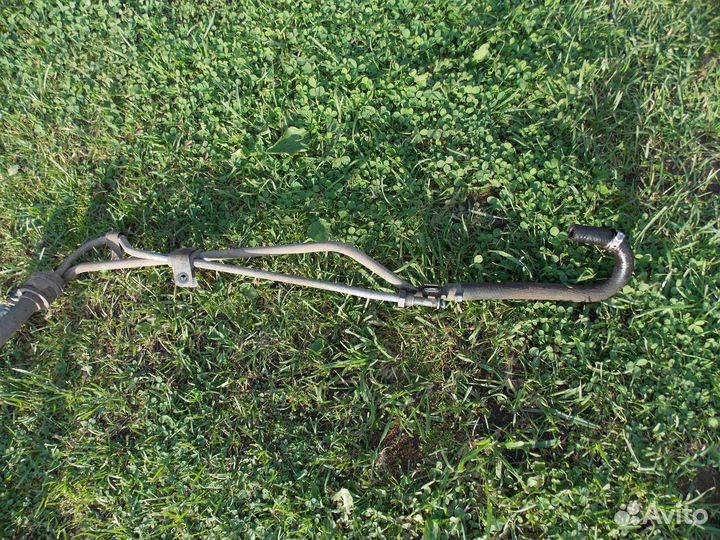 Трубки гура Mitsubishi Space Star/Carisma