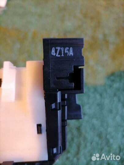 Переключатель подрулевой (света-поворотников) 2554