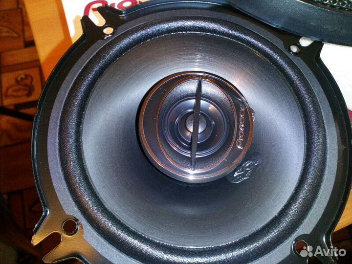 Новая 2-х полосная акустика Pioneer 13см