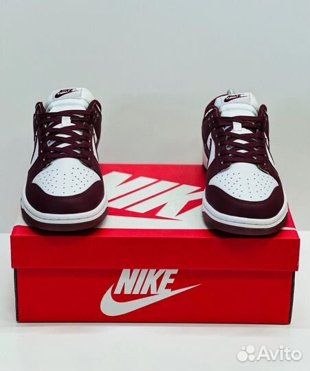 Кроссовки Nike SB Dunk Low