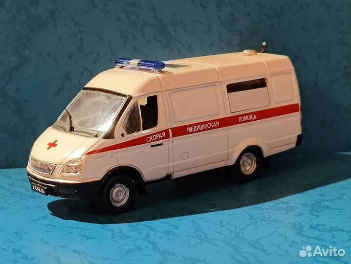 Модель автомобиля газ - 32214 Газель 1/43