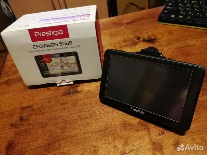 Автонавигатор Prestigio Geovision 5068