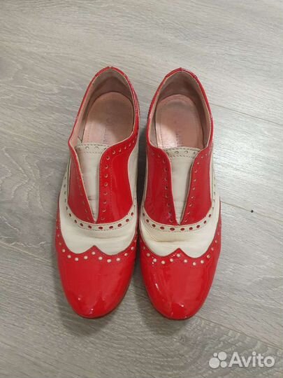 Лоферы туфли pollini