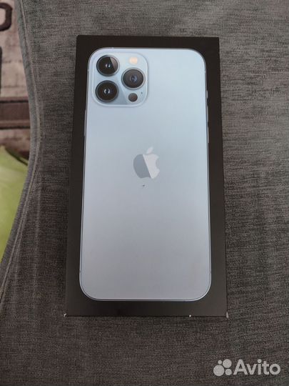 Коробка от iPhone 13 pro max
