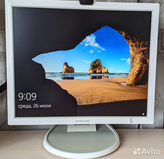 Samsung SyncMaster 960BF, 1280x1024, 75 Гц, TN