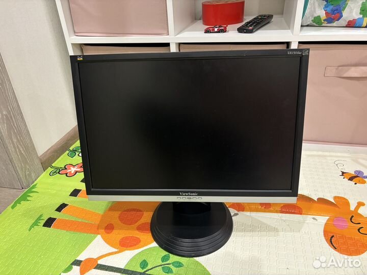 Монитор Viewsonic 19