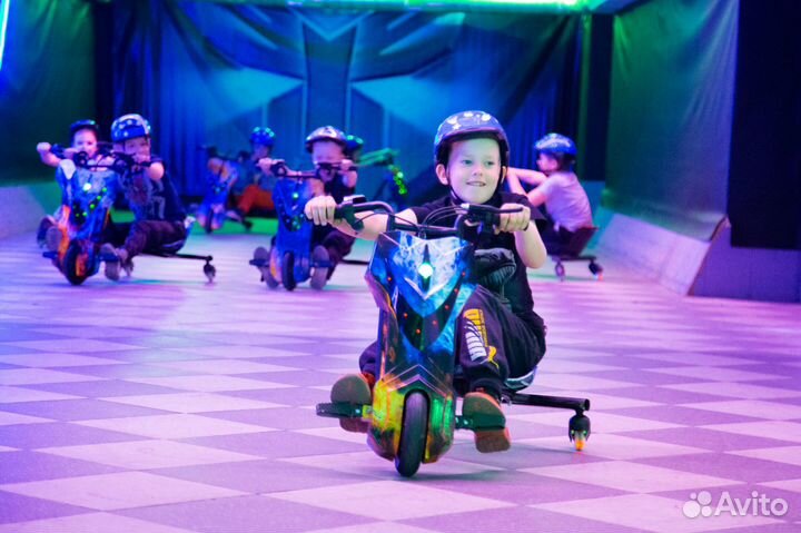 День рождения вашего ребенка в клубе дрифт картинг
