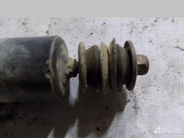 Амортизатор задний Pajero/Montero (V8, V9) 2007