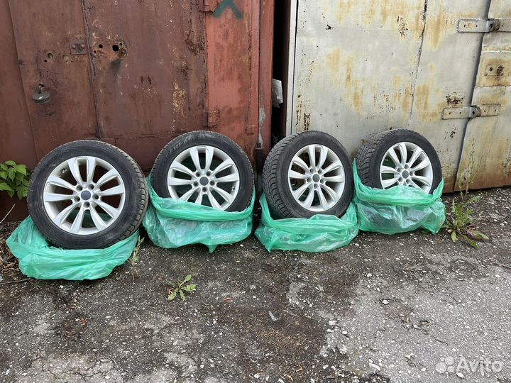 Toyo Winter Tranpath S1 215/60 R17