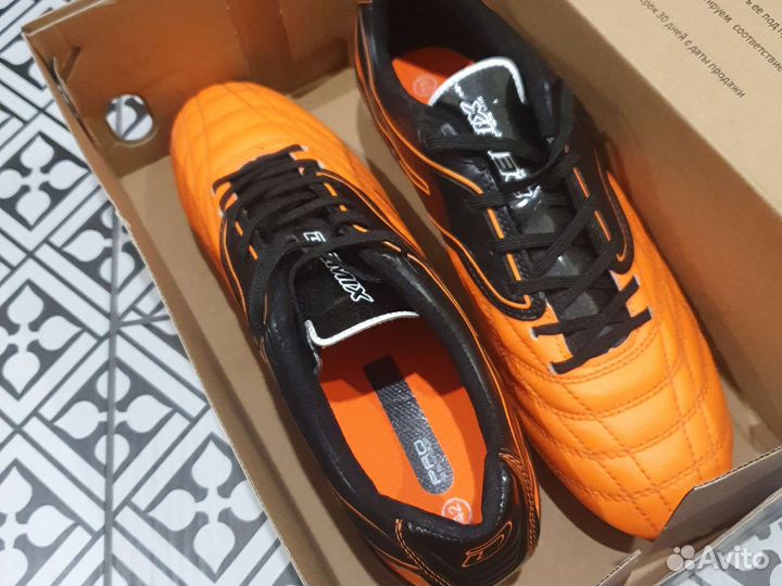 Бутсы шипованные Demix Triada FG