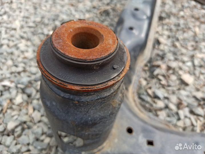 Балка подвески передняя Nissan Teana L33 QR25DE