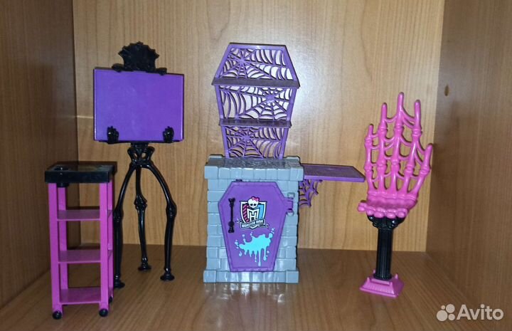 Monster high мебель.Ванна Дракулауры.Студия
