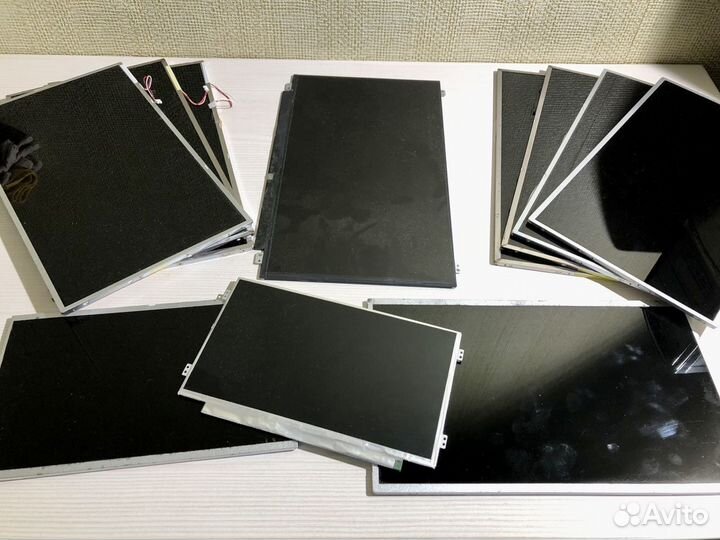 Матрицы для ноутбуков. В наличии много разных
