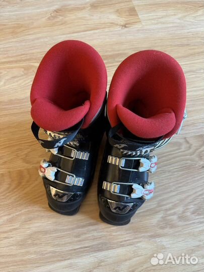 Детские горнолыжные ботинки Nordica