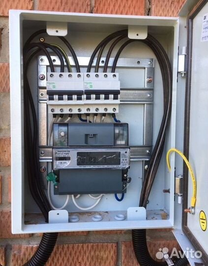 Опытный Электрик. Работаю сам