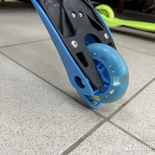 Самокат детский трехколесный до 20кг