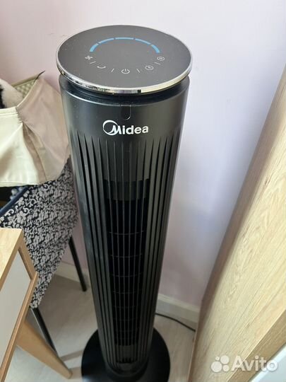 Вентилятор напольный новый с пультом Midea
