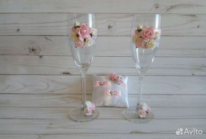 Оформление свадебных аксессуаров