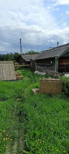 Дом 70 м² на участке 9,8 га