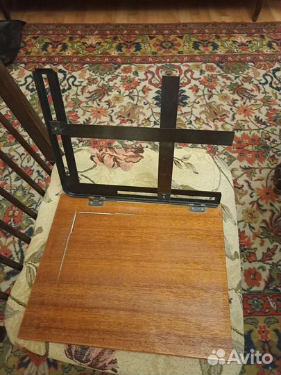 Столик для фотографий