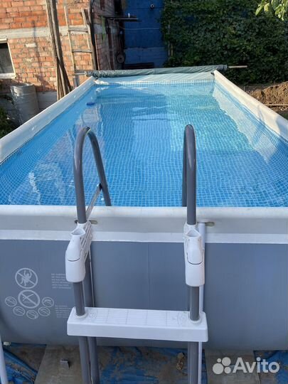 Каркасный бассейн прямоугольный intex