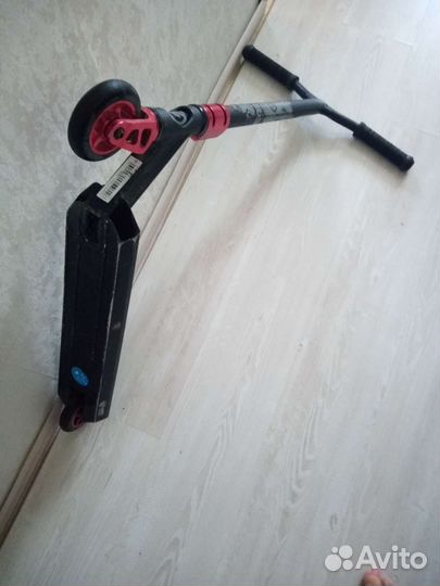 Самокат трюковой