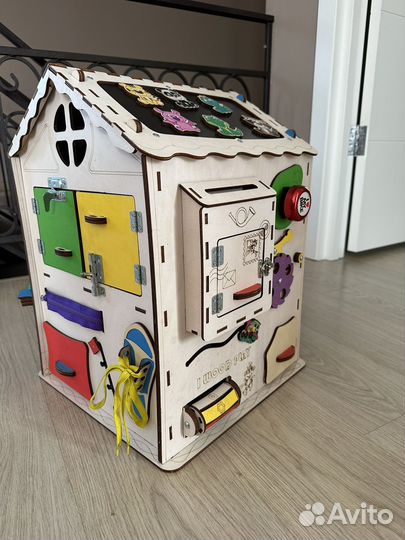 Бизиборд домик со светом большой