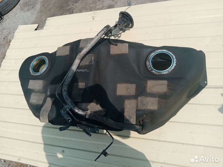 Топливный бак infiniti g35 v36 VQ35HR 2006