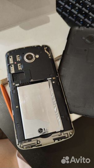 Телефон LG K5