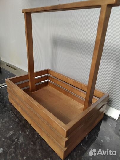 Ящик под вино, цветы, фрукты