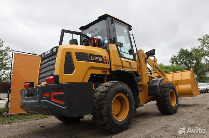 Фронтальный погрузчик LuGong LG 938, 2023