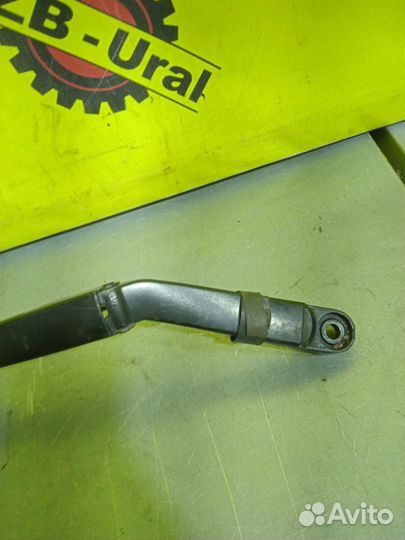 Поводок стеклоочистителя передний правый Nissan