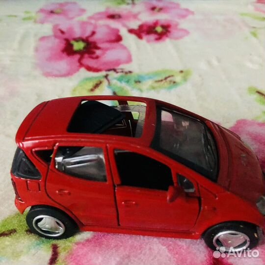 Машинки модельки