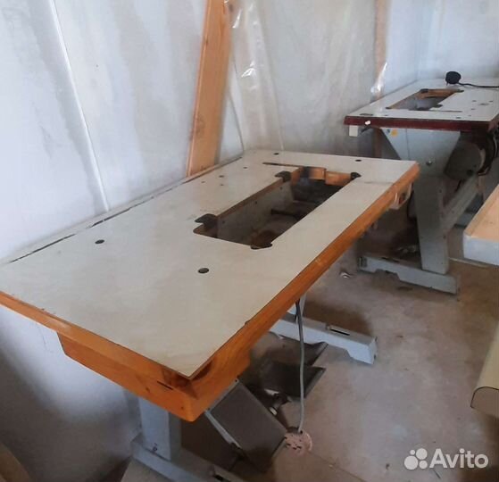 Швейный стол