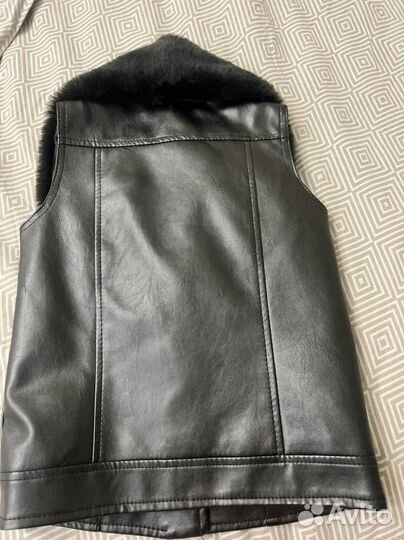 Жилет для девочки Juisy Couture